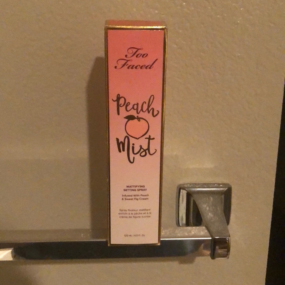 Too Faced Peach Mist Setting Spray